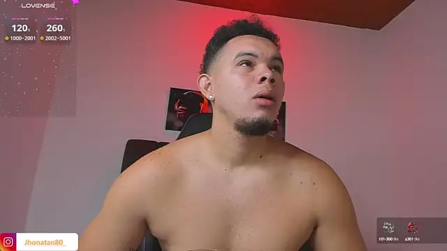 Snapshot of jhotta_fox chatting on 10-04-25, 07:06 jhotta fox online show from 10-04-25, 07:06