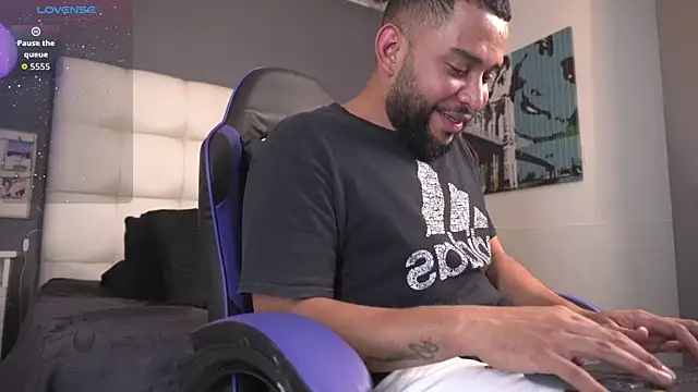 Snapshot of THIAGOXBIG chatting on 02-19-26, 09:22 THIAGOXBIG online show from 02-19-26, 09:22