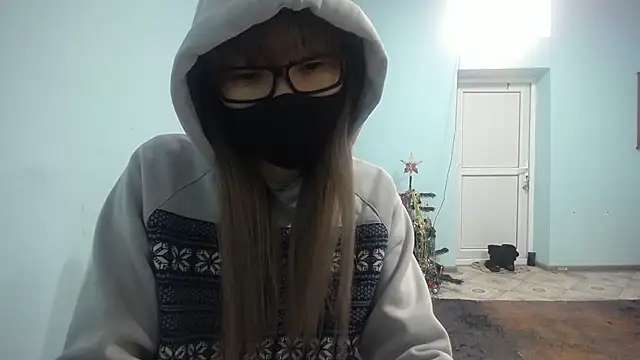 elllaaxx online show from 12-21-24, 03:47