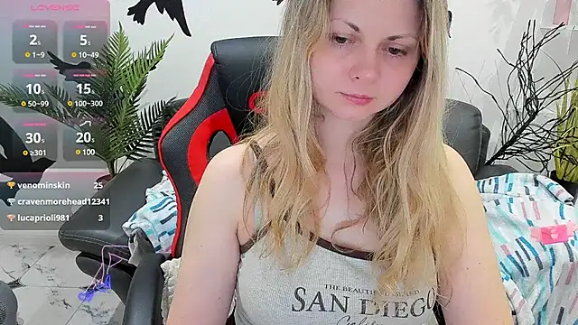 SmilingEmily  online show from 12-02-24, 03:58