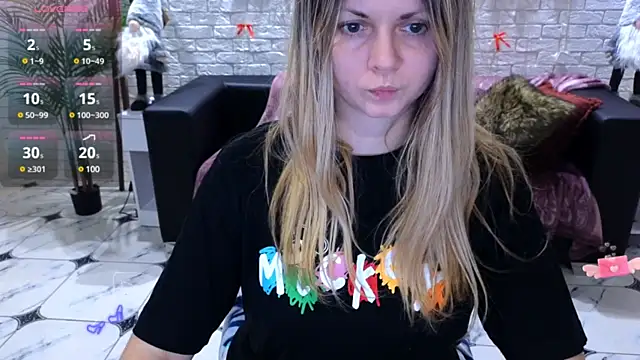SmilingEmily  online show from 12-24-24, 10:33