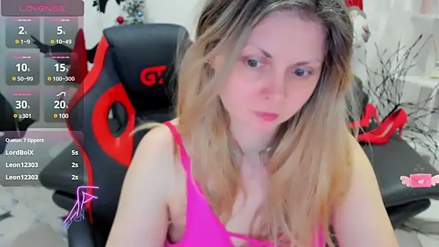 SmilingEmily  online show from 01-04-25, 10:16