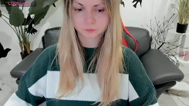 SmilingEmily  online show from 01-14-25, 05:51