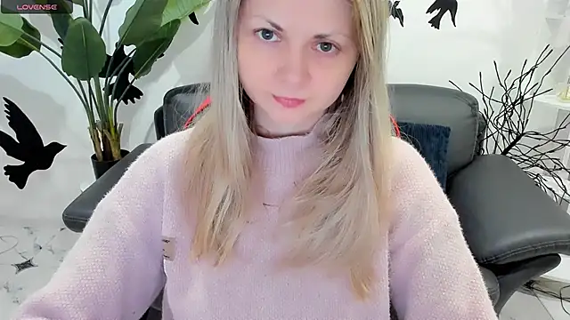 SmilingEmily  online show from 01-23-25, 07:32