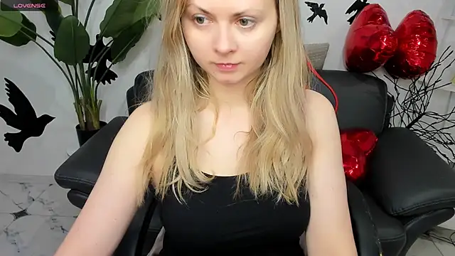 SmilingEmily  online show from 02-13-25, 07:24