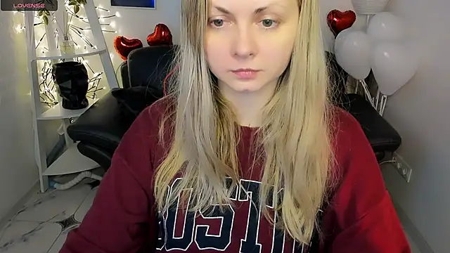 SmilingEmily  online show from 02-15-25, 07:49