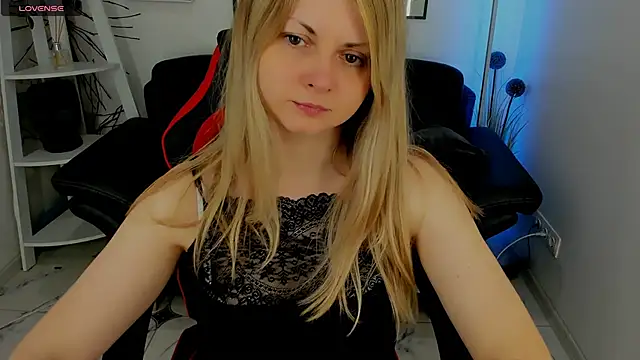 SmilingEmily  online show from 03-20-25, 07:25