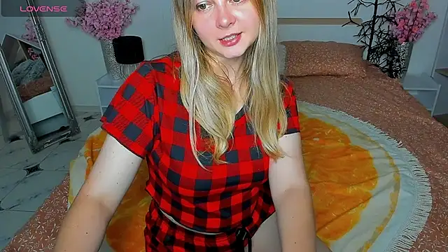 SmilingEmily  online show from 09-29-25, 05:34