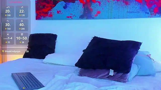 arminjones1 online show from 02-01-25, 08:29