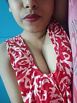 Snapshot of sexyindi_couple chatting on 07-04-26, 07:47 sexyindi couple online show from 07-04-26, 07:47