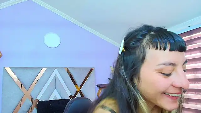 Snapshot of Naughty_Kittenm chatting on 10-04-25, 12:03 Naughty Kittenm online show from 10-04-25, 12:03