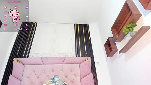 laurem-paulette online show from 12-21-24, 07:49
