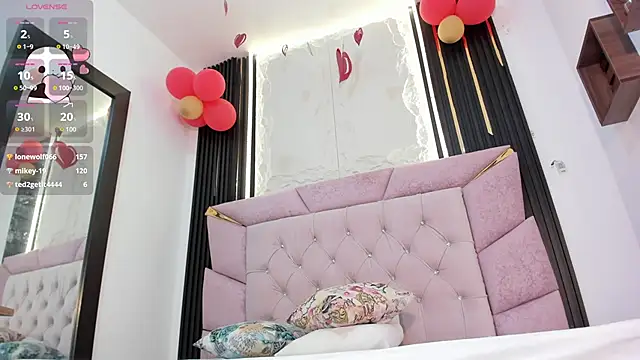 laurem-paulette online show from 02-18-25, 07:30