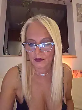 kikkastar online show from 10-01-25, 08:04