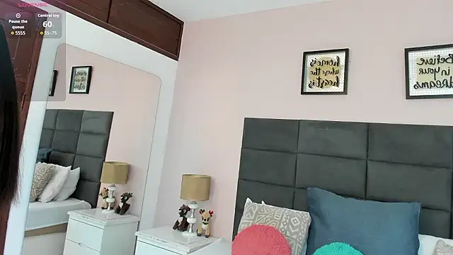 Snapshot of MadisonJenner chatting on 02-11-26, 12:32 MadisonJenner online show from 02-11-26, 12:32