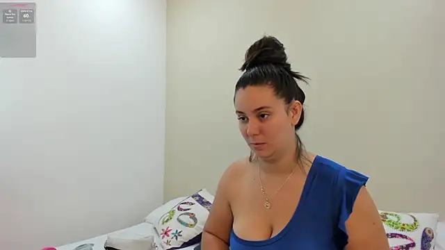 Snapshot of MadisonJenner chatting on 03-27-26, 12:49 MadisonJenner online show from 03-27-26, 12:49