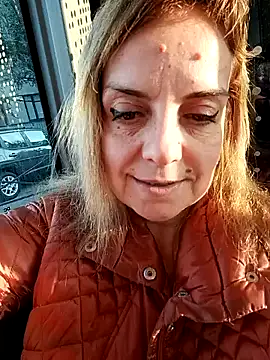 Snapshot of Sunbelxx chatting on 02-03-25, 03:27 Sunbelxx online show from 02-03-25, 03:27