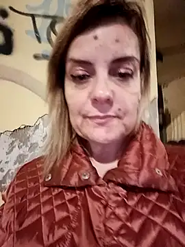 Snapshot of Sunbelxx chatting on 02-22-25, 07:03 Sunbelxx online show from 02-22-25, 07:03