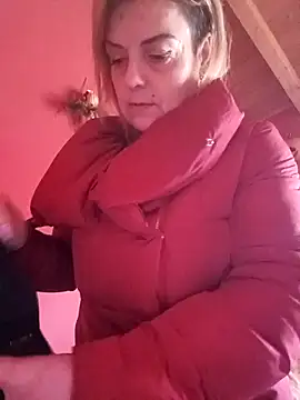 Snapshot of Sunbelxx chatting on 03-04-25, 01:28 Sunbelxx online show from 03-04-25, 01:28