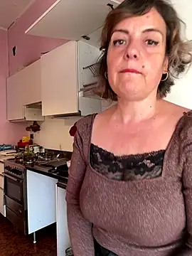 Snapshot of Sunbelxx chatting on 10-09-25, 07:28 Sunbelxx online show from 10-09-25, 07:28