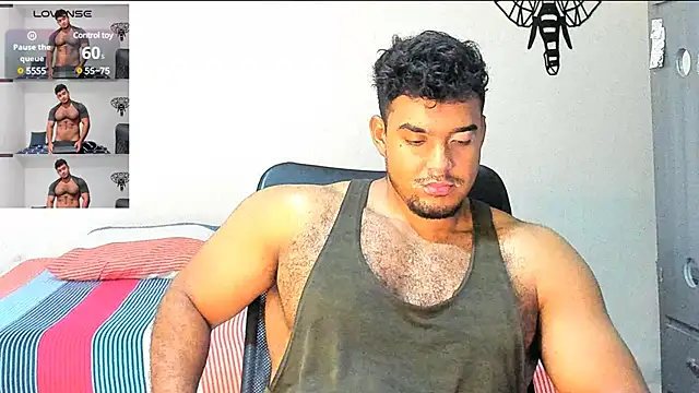 Big furry bear13 online show from 12-20-24, 07:55