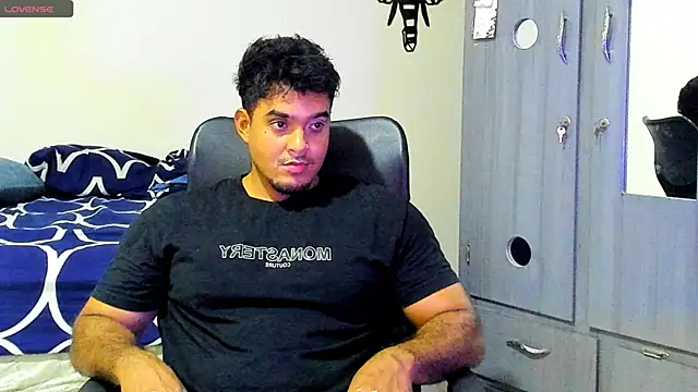 Big furry bear13 online show from 03-05-25, 06:01