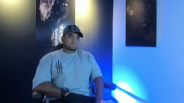 Big furry bear13 online show from 10-15-25, 05:18