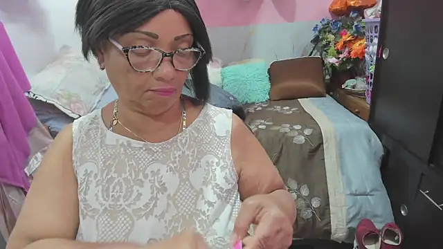 Mrs mommy  online show from 06-15-26, 07:05