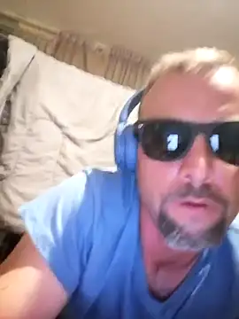 Makemecomin20min online show from 02-02-26, 09:35