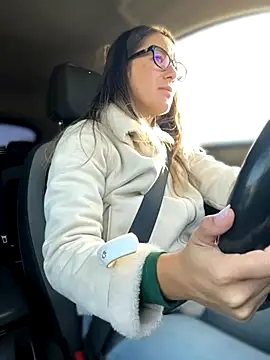 HotXMom online show from 09-26-25, 05:44