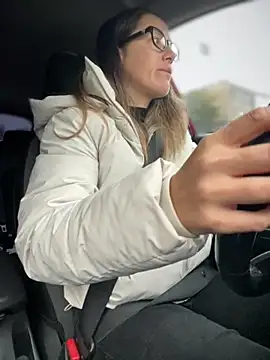 HotXMom online show from 10-08-25, 05:49