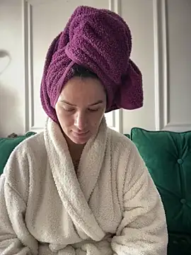 Snapshot of HotXMom chatting on 03-01-26, 01:35 HotXMom online show from 03-01-26, 01:35