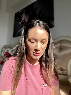 Snapshot of HotXMom chatting on 03-13-26, 07:37 HotXMom online show from 03-13-26, 07:37