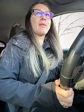 Snapshot of HotXMom chatting on 04-11-26, 04:50 HotXMom online show from 04-11-26, 04:50