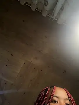 Linahlove online show from 01-03-25, 07:39