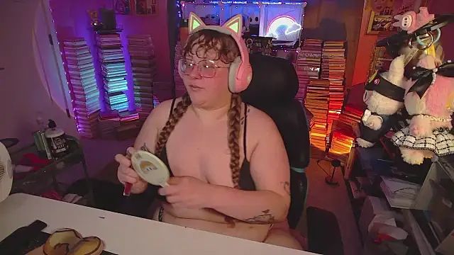 FatVeronica online show from 08-06-26, 06:32