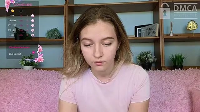 Snapshot of Ksuhesa chatting on 09-26-25, 08:18 Ksuhesa online show from 09-26-25, 08:18