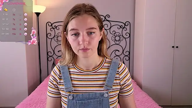 Snapshot of Ksuhesa chatting on 09-27-25, 08:08 Ksuhesa online show from 09-27-25, 08:08