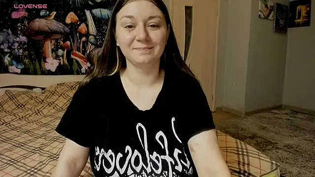 Snapshot of AlisaBacker chatting on 11-16-25, 07:19 AlisaBacker online show from 11-16-25, 07:19