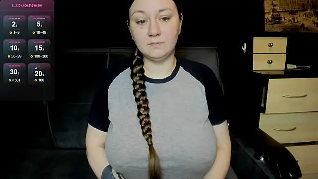 Snapshot of AlisaBacker chatting on 04-30-26, 06:36 AlisaBacker online show from 04-30-26, 06:36