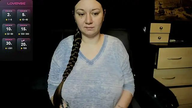 Snapshot of AlisaBacker chatting on 05-01-26, 06:45 AlisaBacker online show from 05-01-26, 06:45