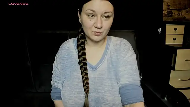 Snapshot of AlisaBacker chatting on 05-22-26, 08:25 AlisaBacker online show from 05-22-26, 08:25