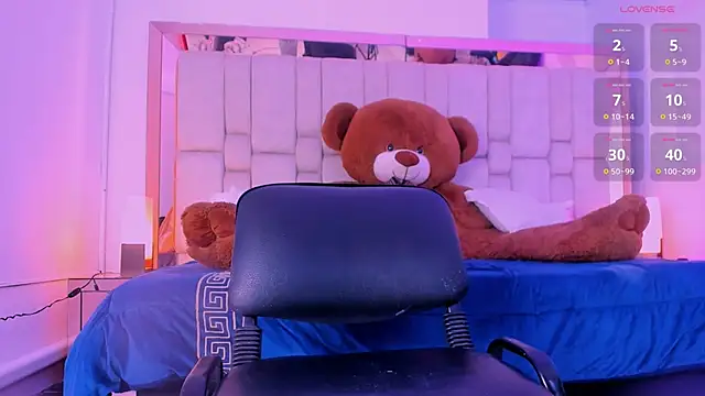 Snapshot of SheylaBakerr chatting on 01-10-25, 05:13 SheylaBakerr online show from 01-10-25, 05:13