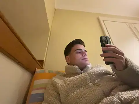 cubalibre02 online show from 11-27-25, 09:17