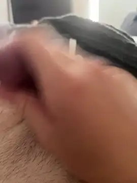 ad0813 online show from 10-04-25, 10:24