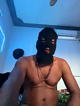 Snapshot of Capxxx chatting on 12-19-25, 12:06 Capxxx online show from 12-19-25, 12:06