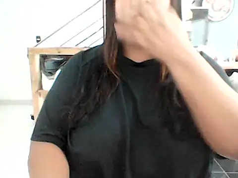 Snapshot of ArisaGonzalez chatting on 12-12-24, 06:31 ArisaGonzalez online show from 12-12-24, 06:31