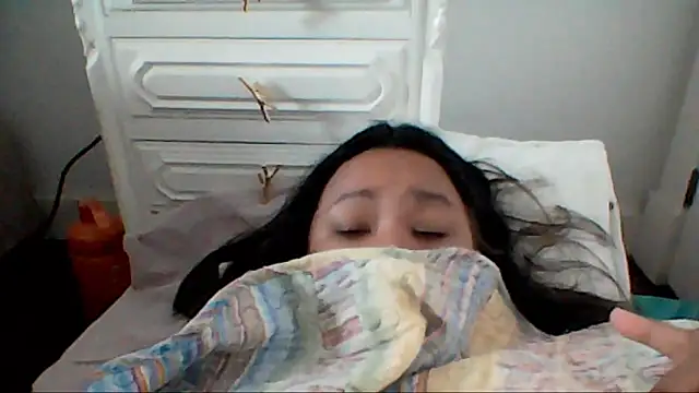 Snapshot of ArisaGonzalez chatting on 03-12-26, 12:00 ArisaGonzalez online show from 03-12-26, 12:00