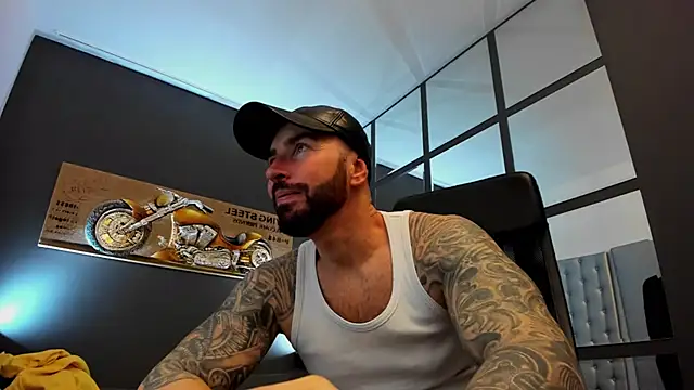 AronGrant online show from 12-16-24, 08:20