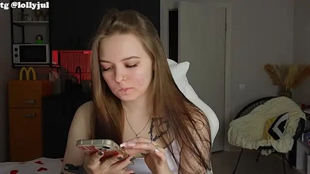 doll lol  online show from 10-09-25, 05:55